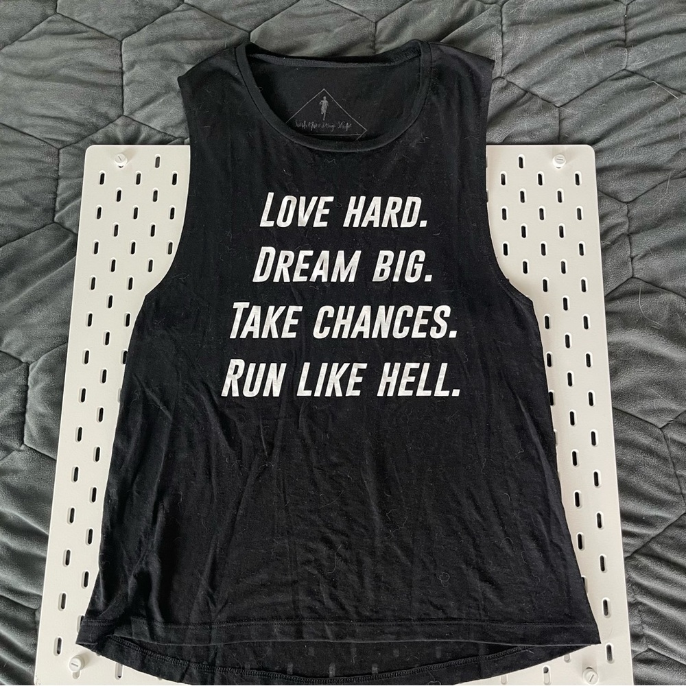 Sarah Marie Design Studio run like hell tank Sz L